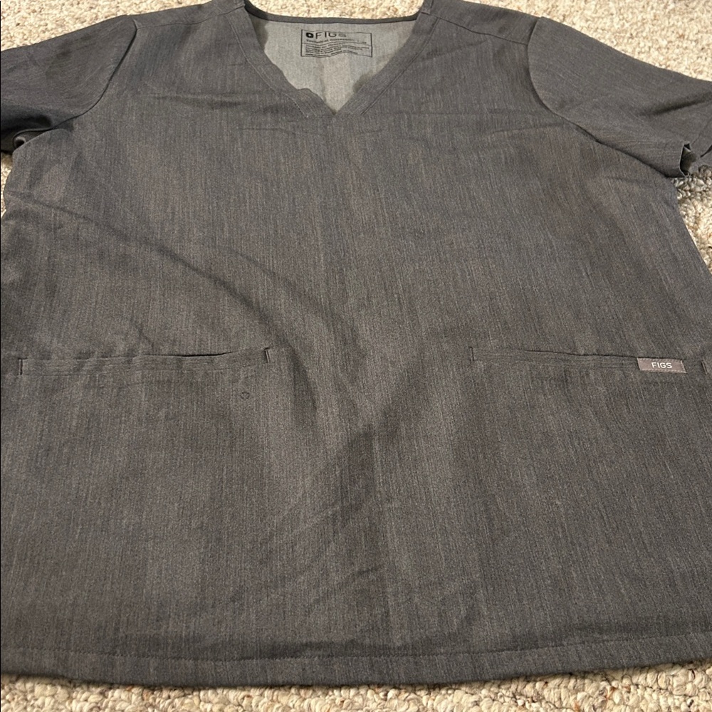 FIGS Technical Collection Scrub Top – Women’s Medium, Excellent Condition - Picture 10 of 14